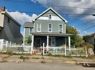 701 Saint Clair Ave, Jeannette, PA 15644