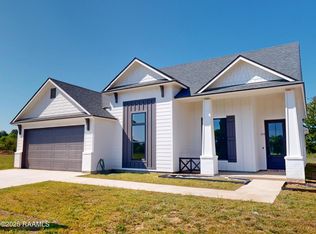 104 Spring Meadow Dr, Broussard, LA 70518