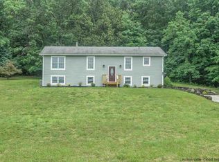 293 Huckleberry Tpke, Wallkill, NY