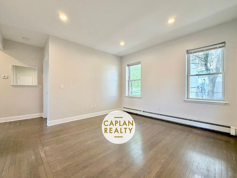 1st image of 90 Bristol St #2B