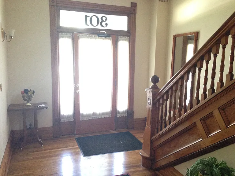 301 S 9th St — Photo 3