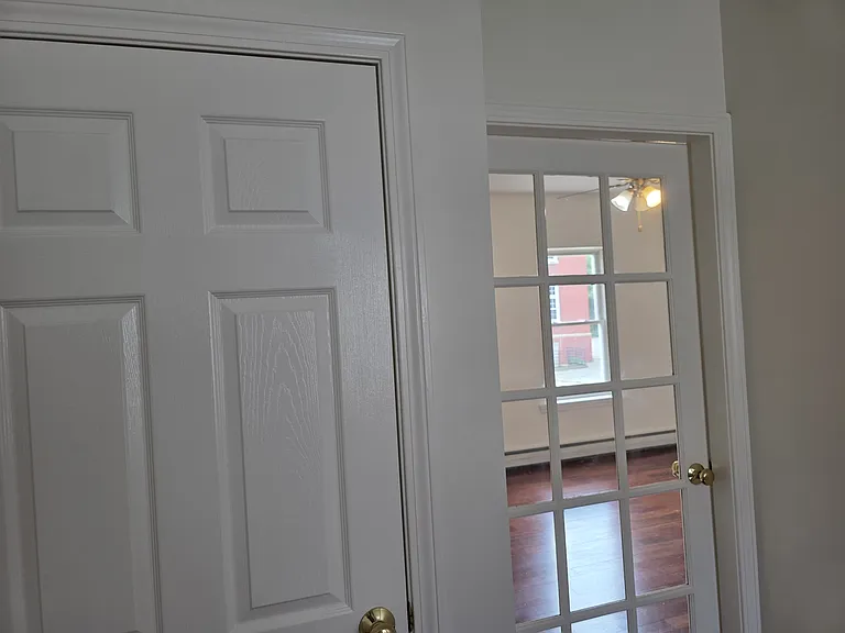 16 S Prospect St — Photo 6