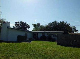 8854 78th Pl, Seminole, FL 33777