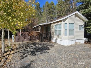 A 14th St, Cascade, ID 83611