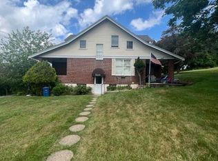 5213 E Willock Rd, Pittsburgh, PA 15236