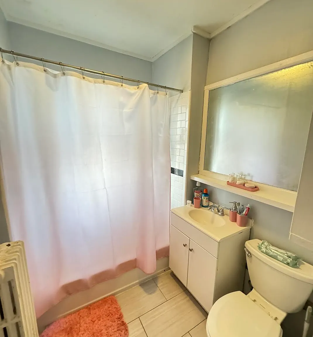 3 bed, 9999 sqft, $3,300 — Photo 3