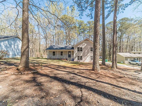 2nd image of 1086 Oak Rd SW