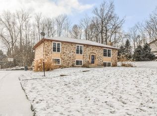 2524 Bur Oak St NE, Canton, OH