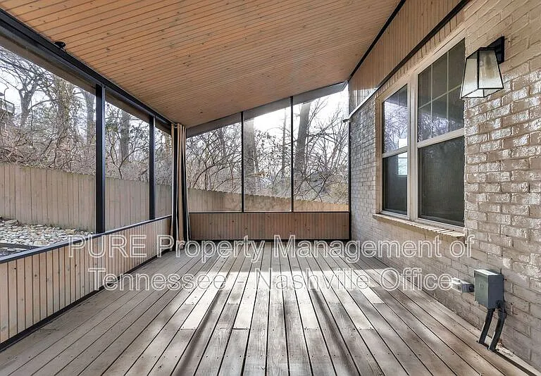 3211 Overlook Dr — Photo 40