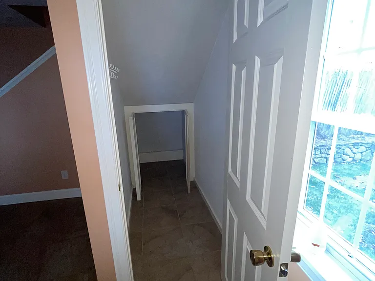 132 Pitman St — Photo 4