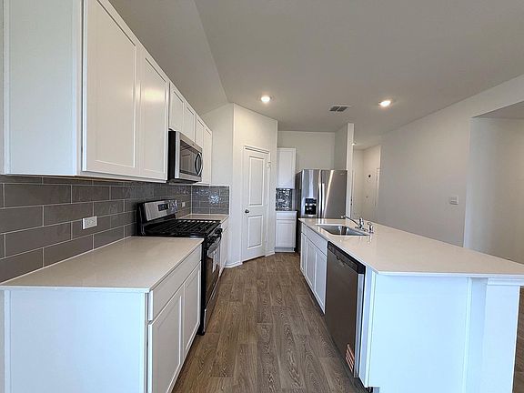 5th image of 348 San Juan Trl