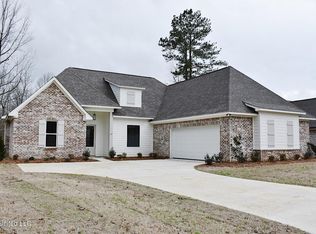 131 Salus Bnd, Clinton, MS 39056