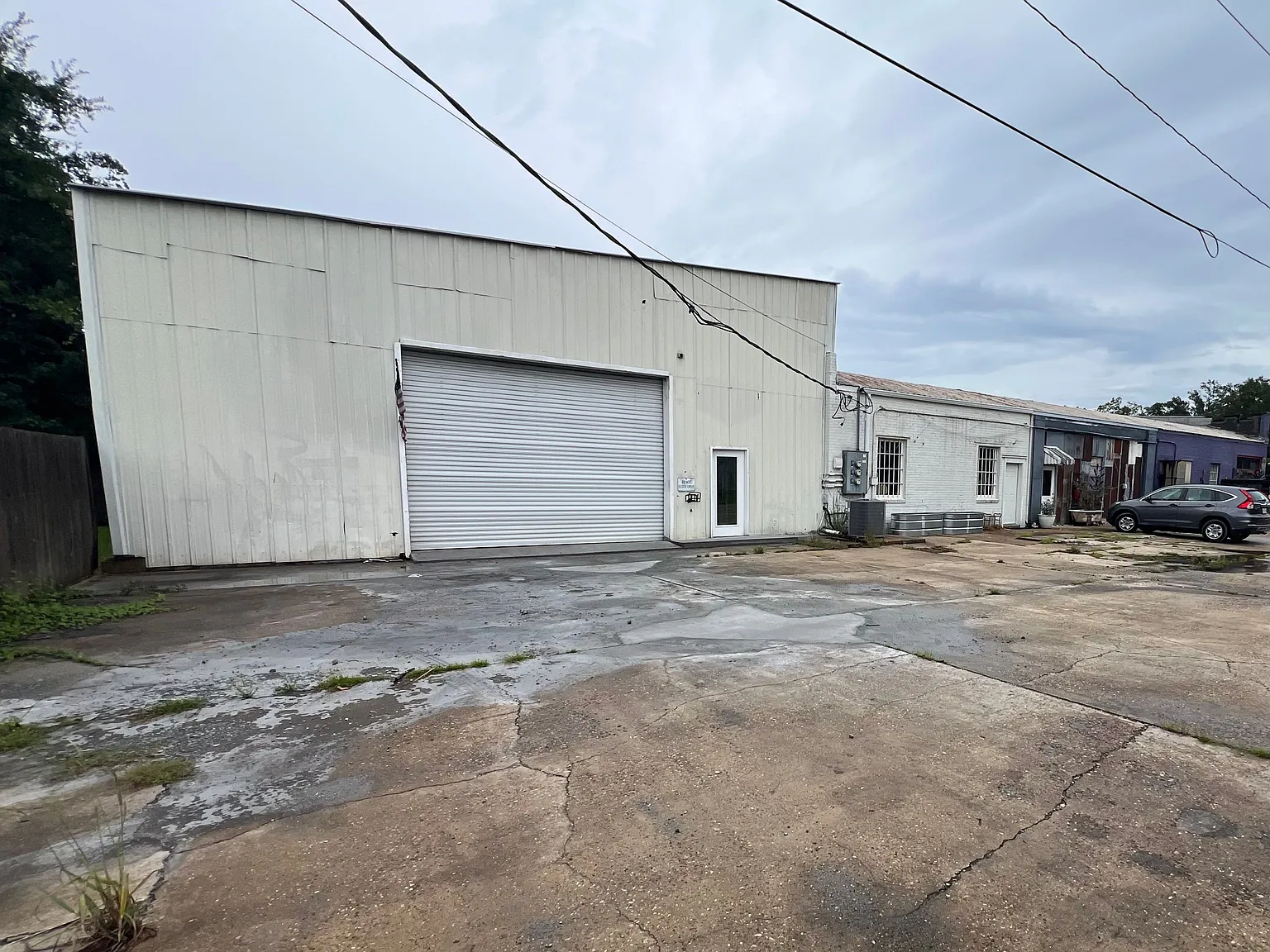 Studio, 1.0 bath, 2880 sqft, $2,000 — Photo 1