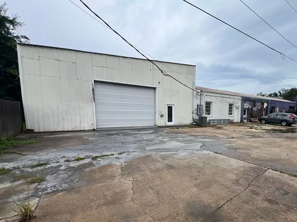 194 W Ash St, Ponchatoula, LA 70454