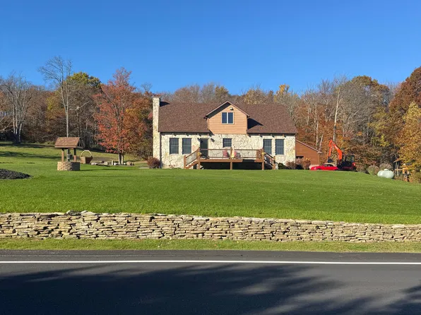 5955 State Route 247, Clifford Township, PA 18421