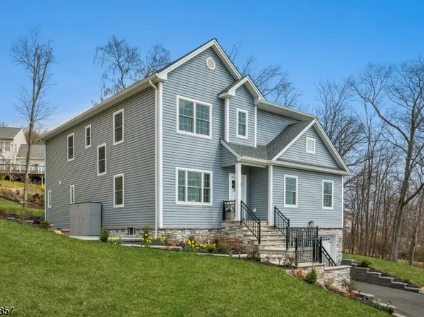 518 Cardinal Ln, Green Brook Twp., NJ 08812