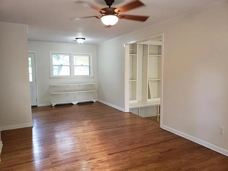 548 Mineral Rd — Photo 2