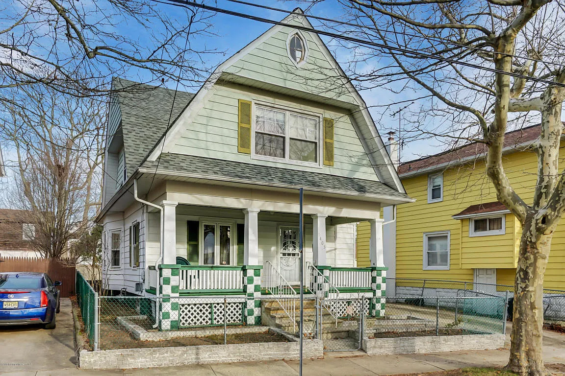 1403 3rd Ave photo 1