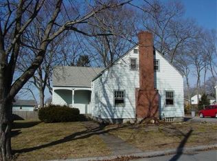 126 Austin St, Fall River, MA 02723