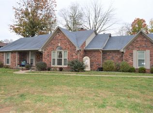 770 Dublin Cir, Louisville, KY 40229
