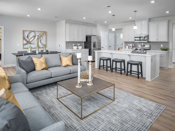 Onyx with Den Plan, Potomac Shores Elevator Condos