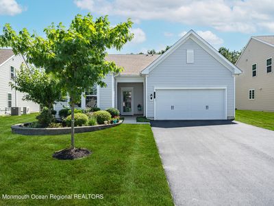 8 Bromley Lane, Manchester, NJ, 08759