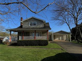 735 Lake Rd, Conneaut, OH 44030