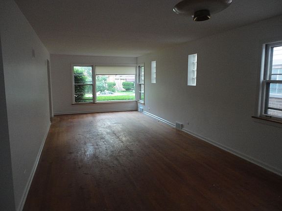 Living / Dining Room Combo