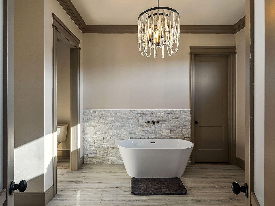 28th image of this home