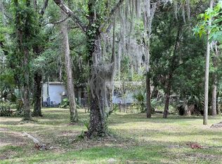 205 Vicki St, Inglis, FL 34449