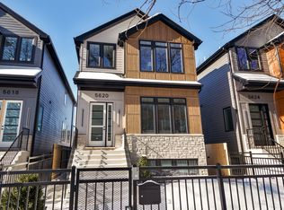 5620 N Francisco Ave, Chicago, IL 60659