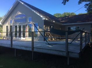 2735 Suida Rd, Manistee, MI 49660