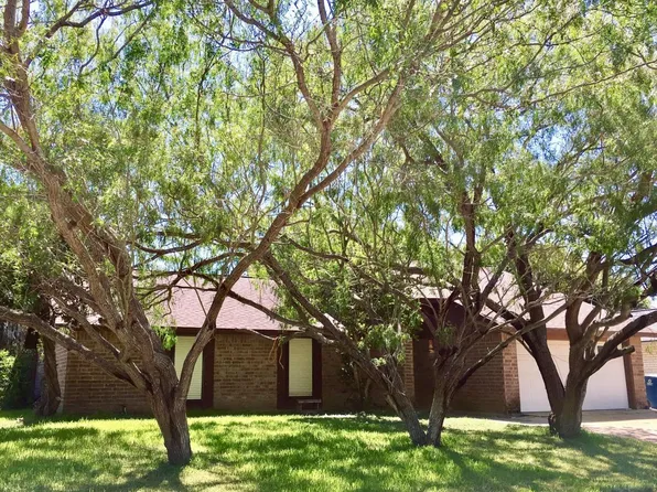 123 Seco Dr, Portland, TX 78374