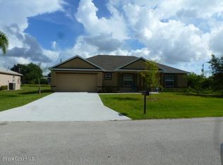 1079 Grandeur St SE, Palm Bay, FL 32909