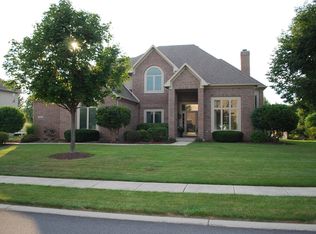 14222 Joshua Dr, Carmel, IN