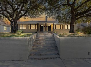 2729 Forest Park Blvd, Fort Worth, TX 76110