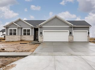 Garnett ll Plan, Spring Meadow Heights, Mount Vernon, IA 52314