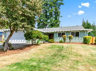 12811 Robinhood Ln, Snohomish, WA