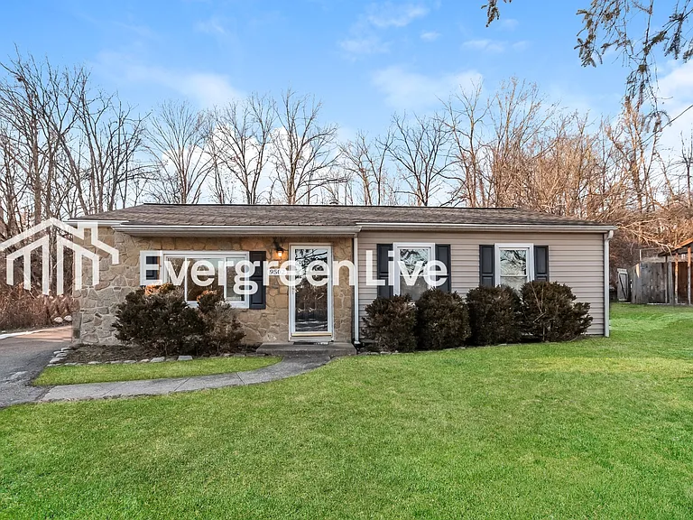 9502 Crestbrook Dr — Photo 1