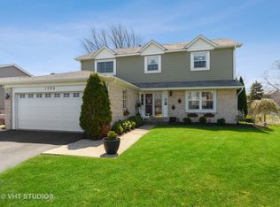 1298 Antigo Trl, Carol Stream, IL 60188