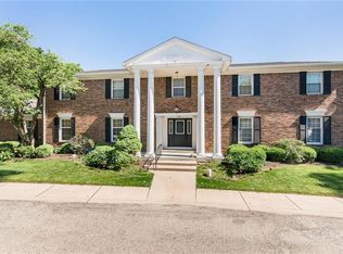 1326 Kings Cove Ct, Indianapolis, IN