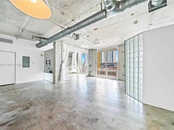 444 NE 30th St Unit 702, Miami, FL 33137