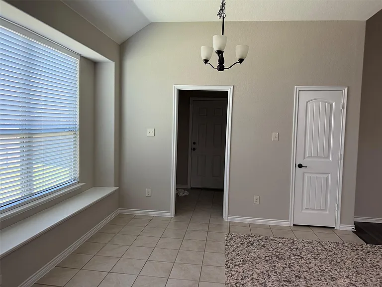 2607 Idlewood Dr — Photo 10