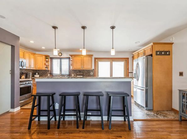 1756 Saint George Dr