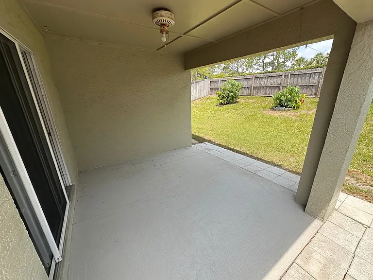 12550 Castlemain Trl — Photo 9