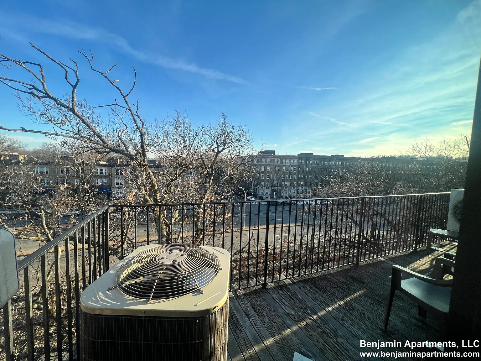 3 bed, 1.5 bath, 999 sqft, $3,900 — Photo 4