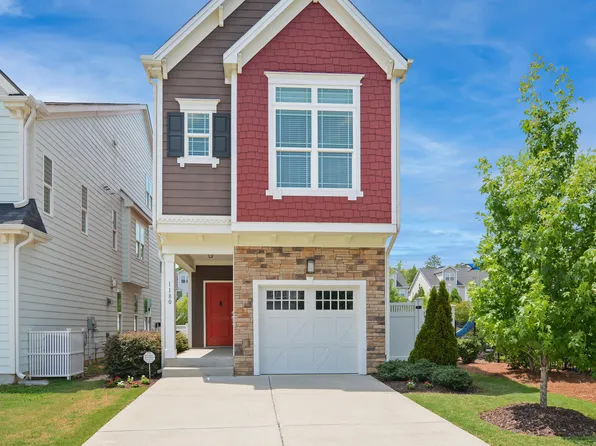 1180 Brown Velvet Ln, Apex, NC 27523
