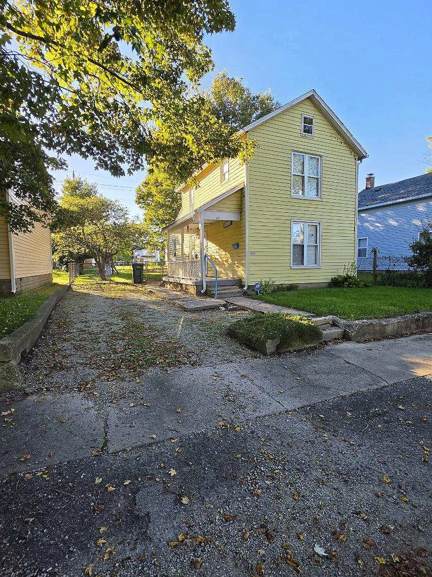 2 bed, 960 sqft, $1,150 — Photo 1