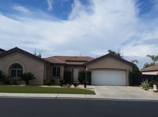 2242 Carson Ave, Clovis, CA 93611