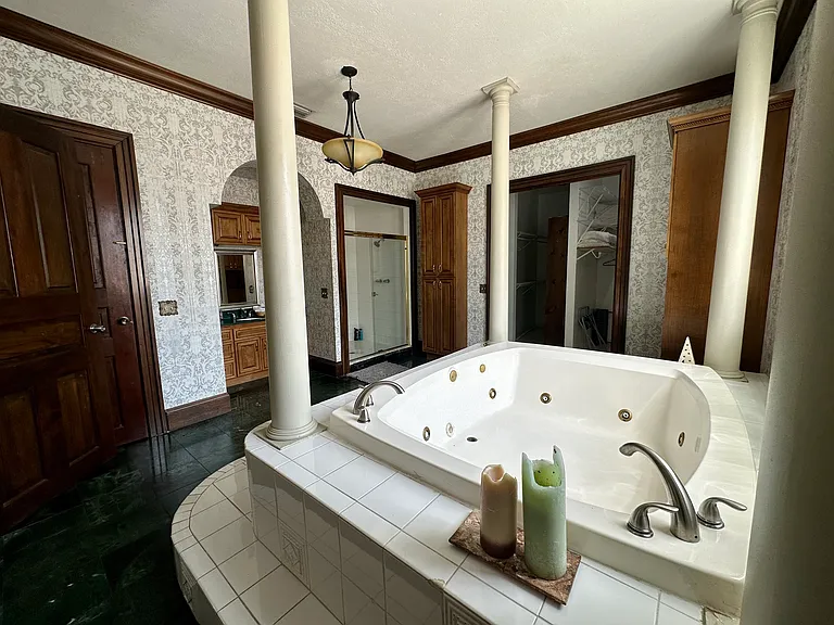 7710 N Ola Ave — Photo 54